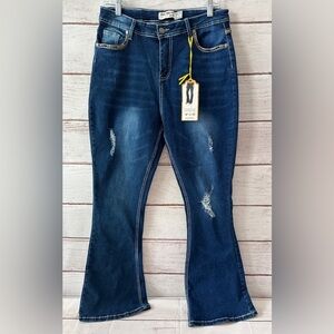 NWT Celebrity Ace Distressed Flare Jeans – Size 15/32 Stretch Western Dark Wash